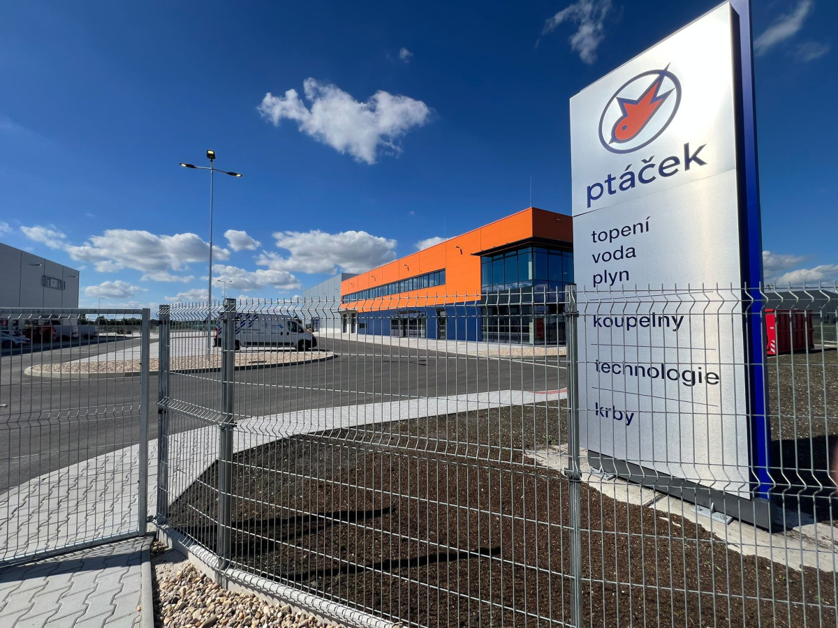 Ptáček Mladá Boleslav, září 2025, 650bm oplocení ze svařovaných panelů/pletiva na PD.