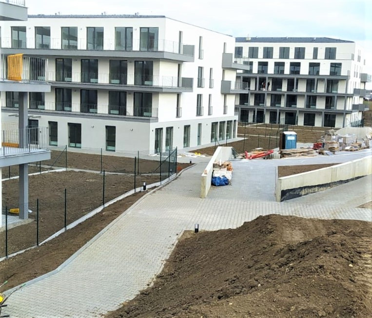 Horoměřice, březen 2022, 916 bm pletiva kompakt 160cm na PD - předzahrádky MFC Velvaria