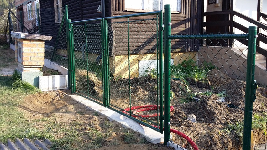 Město Zábřeh, duben 2016, oplocení zahrady